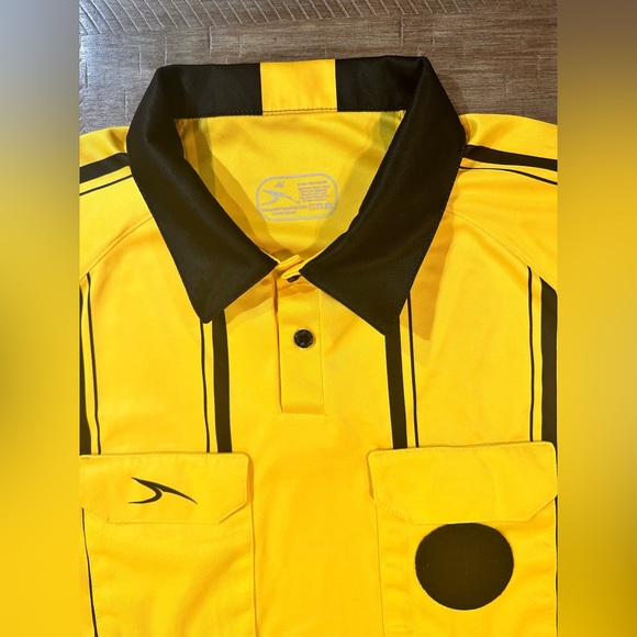 Score AL Soccer REFEREE JERSEY Shirt Yellow & Black Short Sleeve Size: L Men’s - Picture 6 of 14